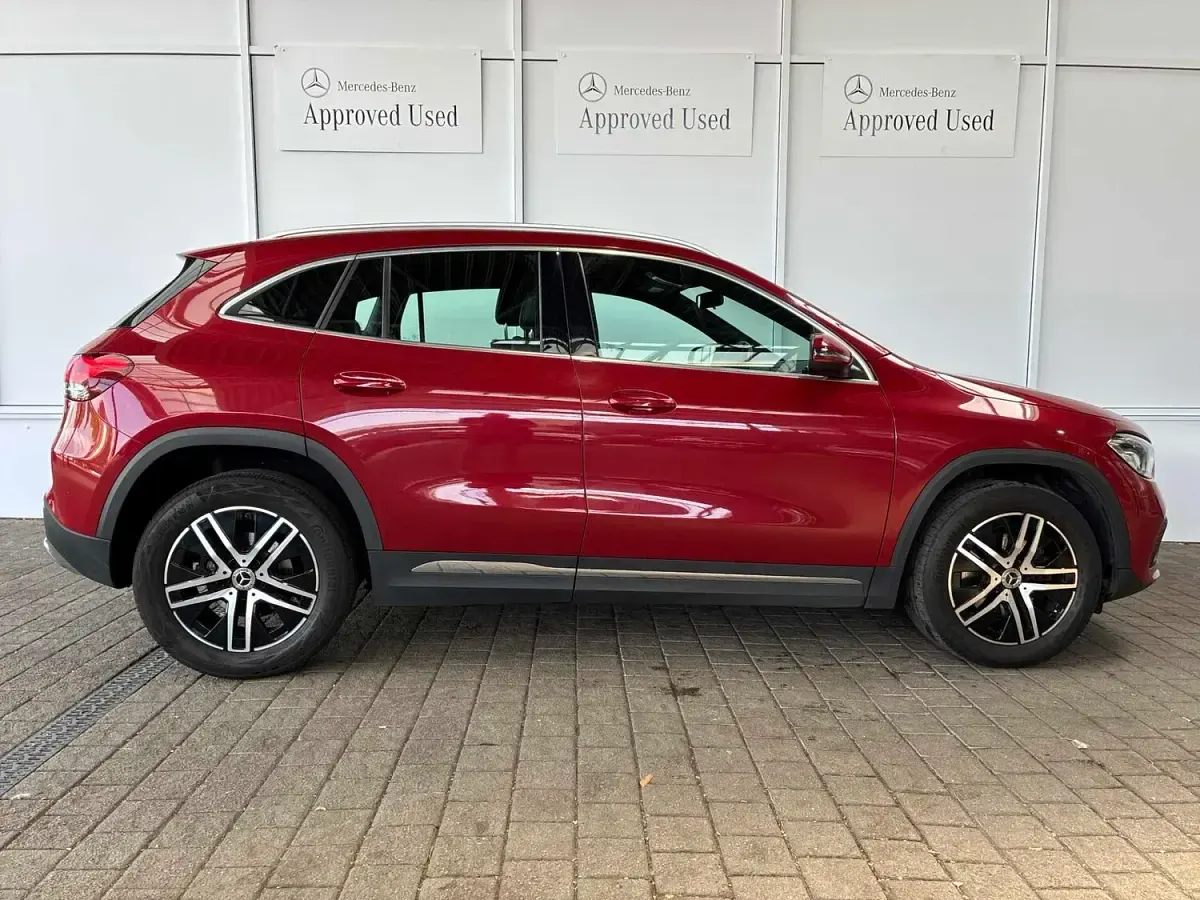 Used Mercedes GLA200 2021 Red SUV
