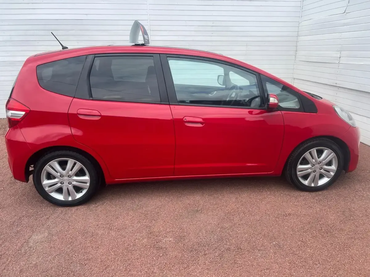 Używany Honda Jazz EX-T 99 KM (72 kW) 2012 Czerwony Hatchback