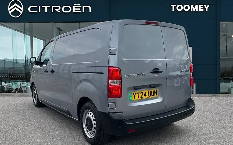 Used Citroën Dispatch 100 kW (136 HP) 2025 MPV