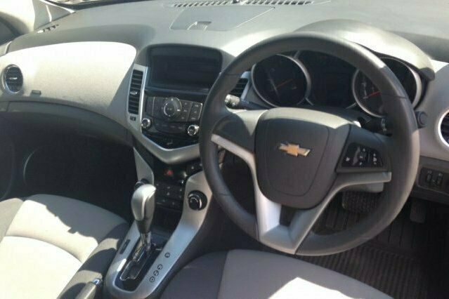 Used Chevrolet Cruze 2010 Sedan