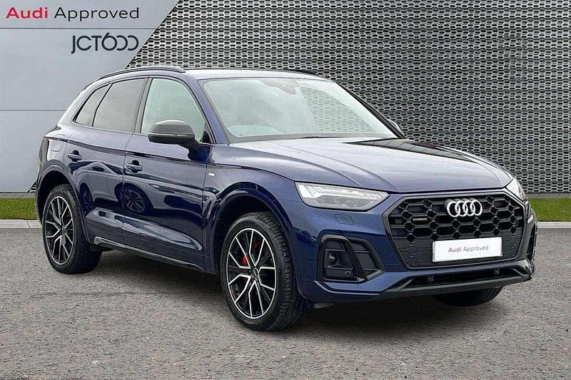 Blue Used 2022 Audi Q5 Comfort SUV | £33,916 (Good price) - Image 1/4