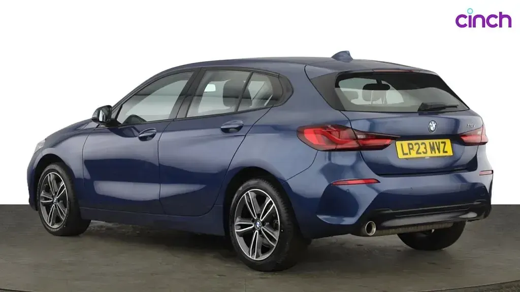 Used BMW 118 Sport Line 2023 Blue Hatchback