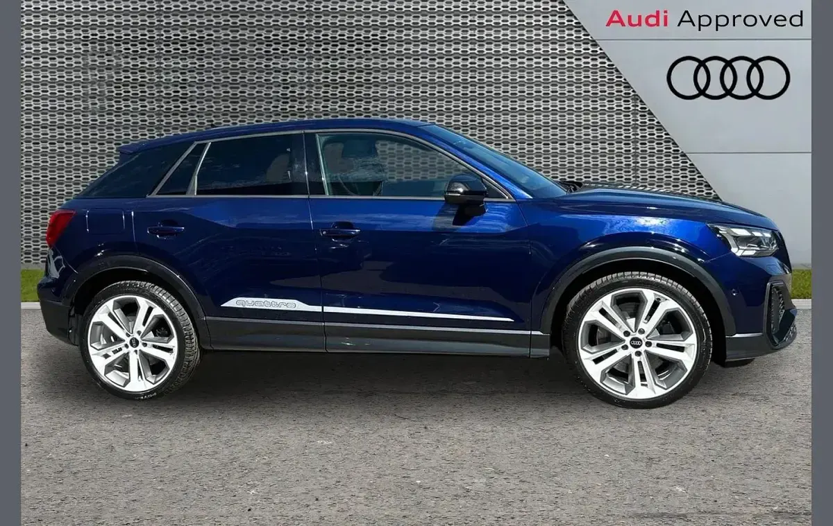 Used Audi SQ2 Advanced Plus 300 HP (220 kW) 2022 Blue SUV