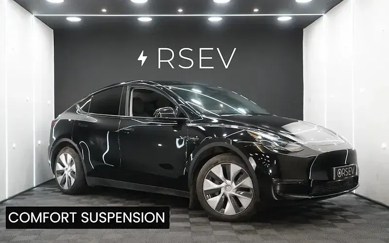 Used Tesla Model Y Long Range AWD 286 kW (389 HP) 2025 SUV