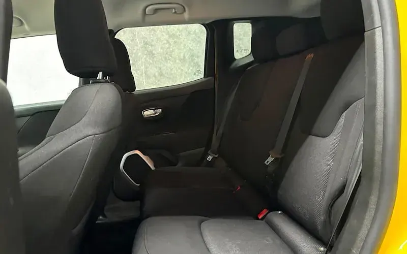 Used Jeep Renegade Longitude 170 HP (125 kW) 2016 Yellow SUV