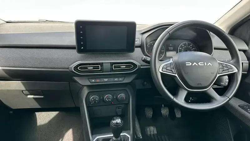 Usado Dacia Sandero Expression 100 HP (73 kW) 2023 Preto Citadino