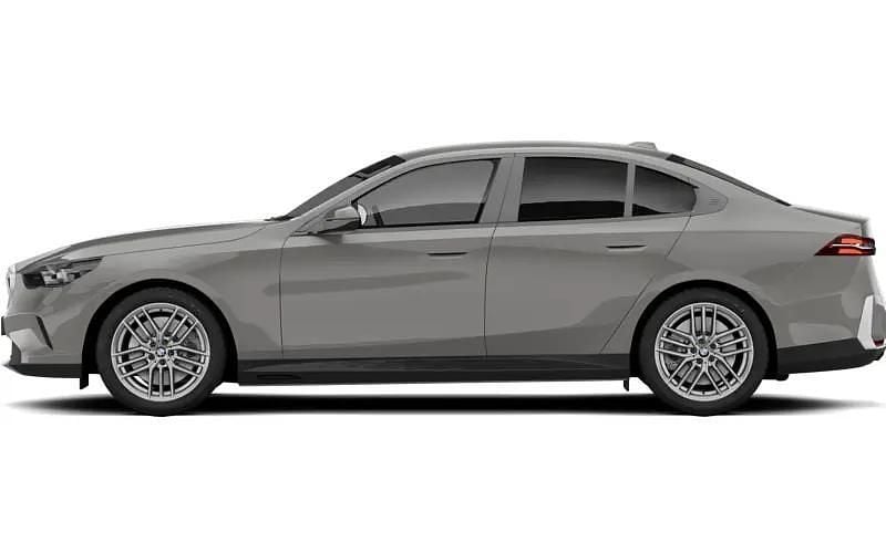 New 2025 BMW 530e M Sport Sedan | £57,342 (Super price) - Image 1/1