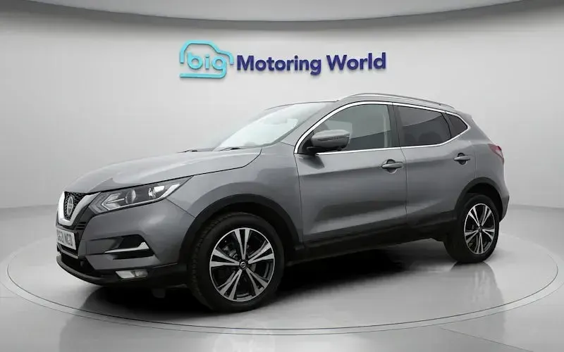 Used Nissan Qashqai N-Connecta 160 HP (117 kW) 2021 Grey SUV