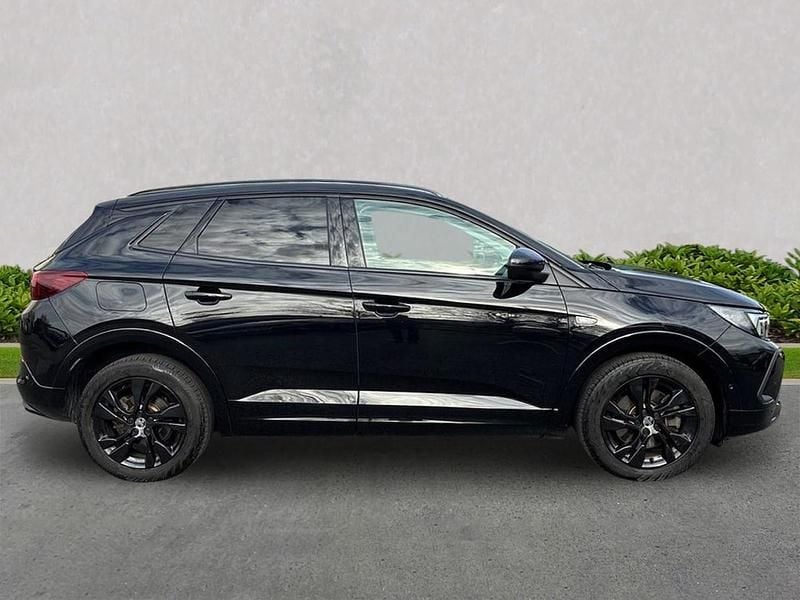 Used Vauxhall Grandland X GS Line 225 HP (165 kW) 2022 Black SUV