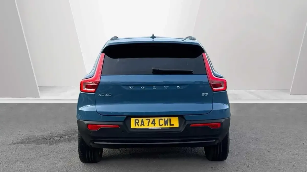 Used Volvo XC40 Ultra 2025 Blue SUV