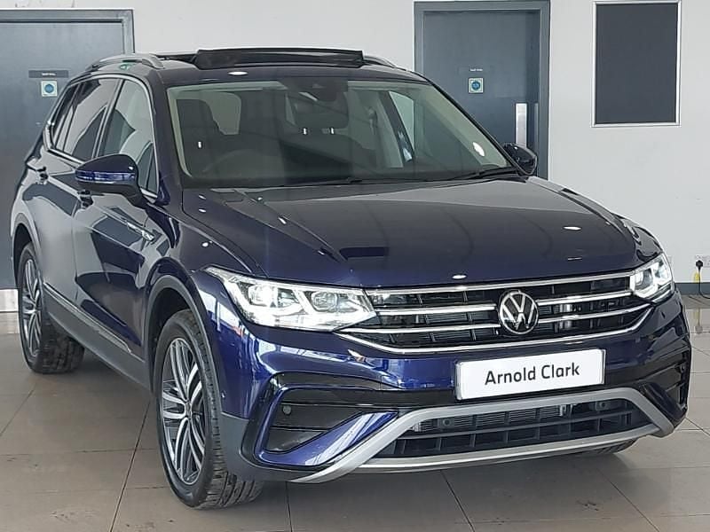 Blue New 2025 VW Tiguan Allspace Elegance SUV | £37,998 (A bit pricey) - Image 1/4
