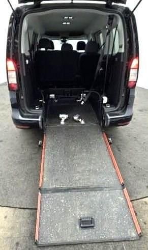 Used Ford Grand Tourneo Connect Titanium 122 HP (89 kW) 2023 Black MPV