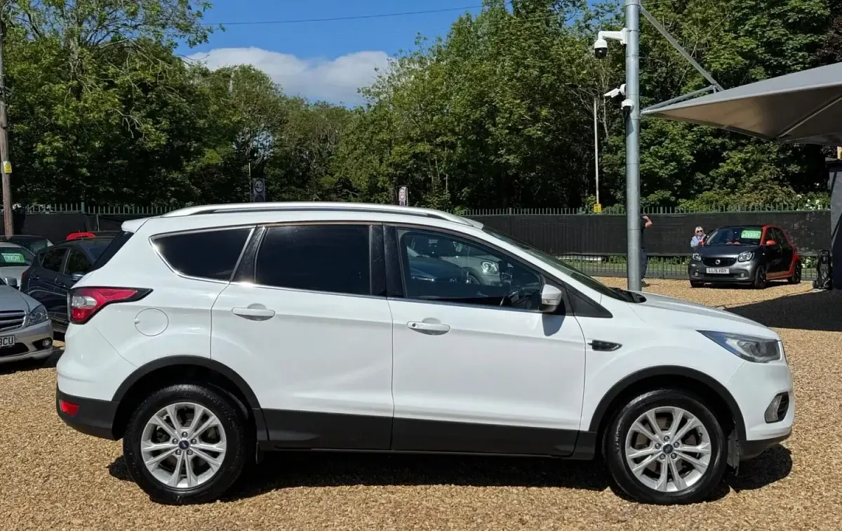 Used Ford Kuga Titanium 2017 White SUV