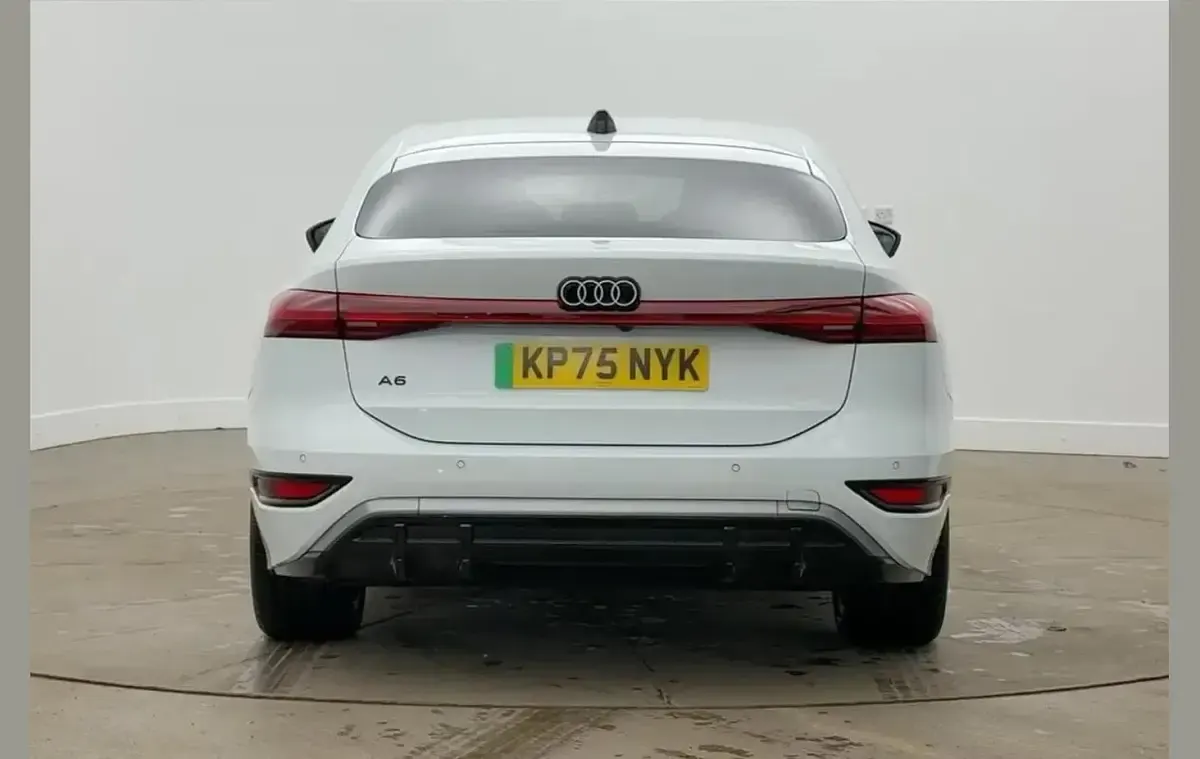 New Audi A6 e-tron S-Line 266 kW (362 HP) 2025 White Hatchback