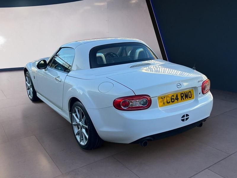 Used Mazda MX5 Inclusive 160 HP (117 kW) 2014 White Cabriolet