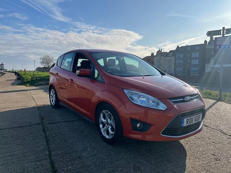 Used Ford C-MAX Zetec 115 HP (84 kW) 2011 Red MPV