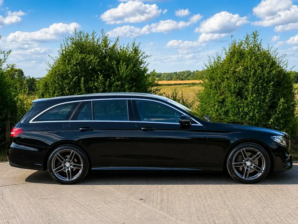 Used Mercedes E220 AMG line 194 HP (142 kW) 2017 Black Estate