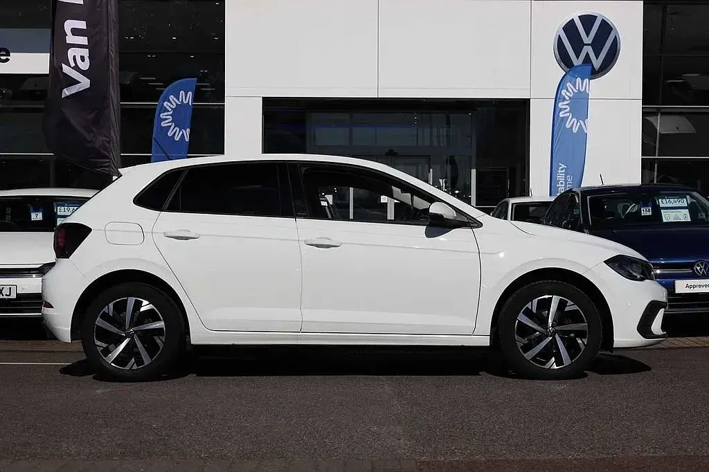 Used VW Polo 95 HP (69 kW) 2025 Hatchback