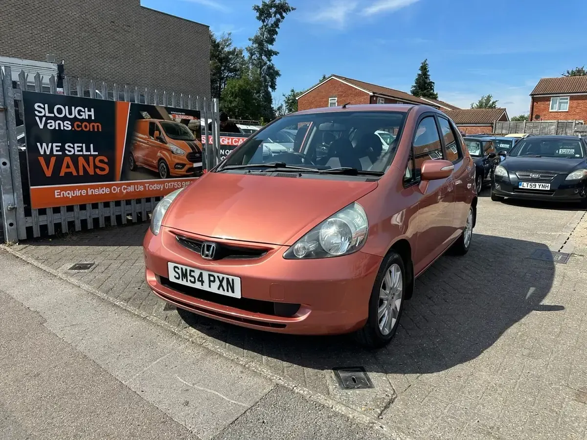 Used Honda Jazz SE 82 HP (60 kW) 2004 Orange Hatchback