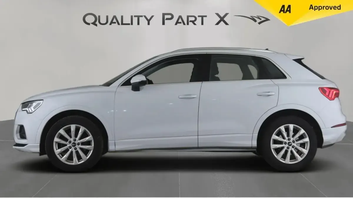 Second-hand Audi Q3 Sport 2021 Alb SUV