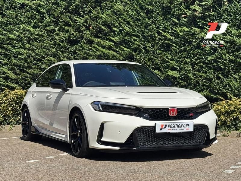 White Used 2024 Honda Civic Type R Hatchback | £39,995 (Fair price) - Image 1/4