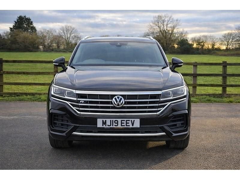 Used VW Touareg R-line 286 HP (210 kW) 2019 Black SUV