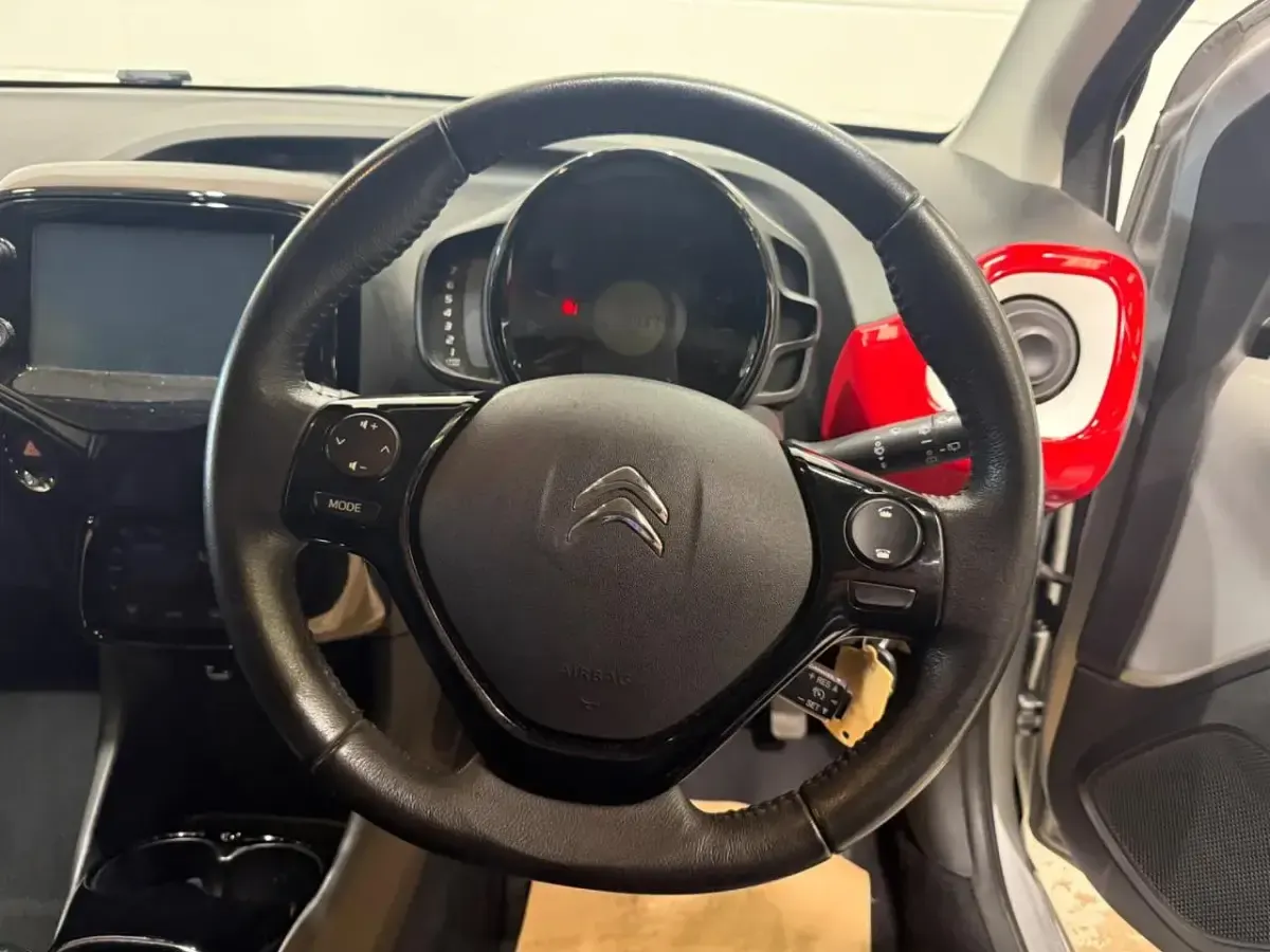 Used Citroën C1 71 HP (52 kW) 2020 Grey Hatchback
