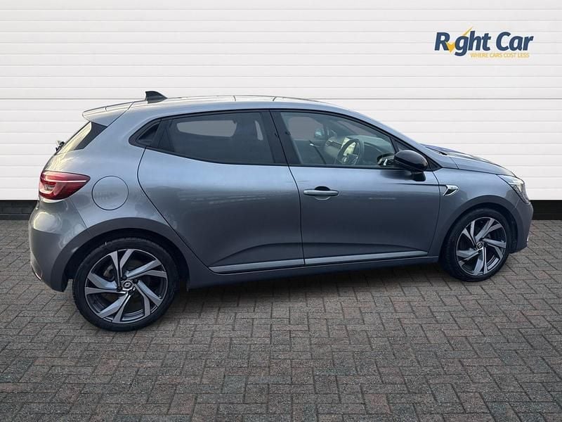 Used Renault Clio V RS Line 90 HP (66 kW) 2023 Shadow grey  Hatchback