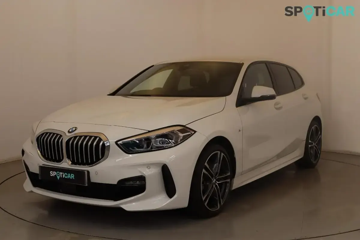 Used BMW 118 M Sport 134 HP (98 kW) 2023 White Hatchback
