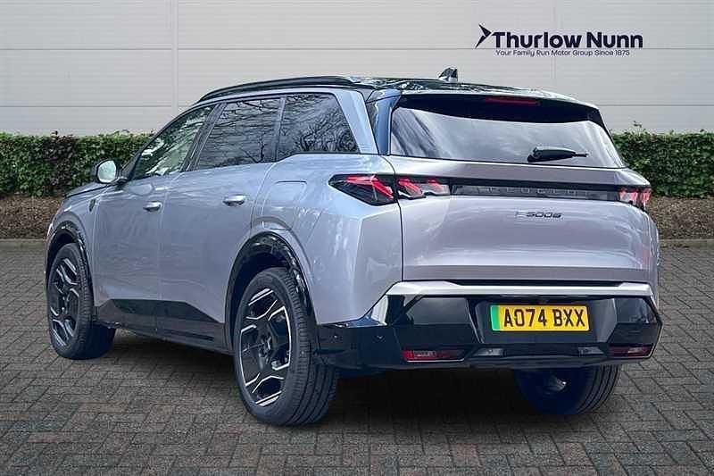 Used Peugeot e-5008 GT 154 kW (210 HP) 2024 Cumulus grey SUV
