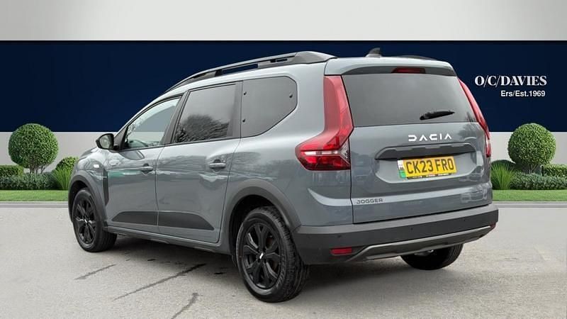 Used Dacia Jogger Extreme 110 HP (80 kW) 2023 Grey MPV