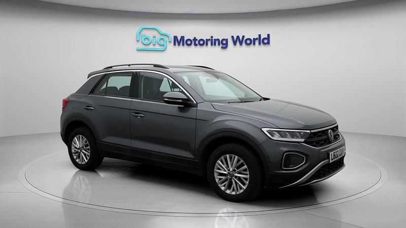 Grey Used 2022 VW T-Roc S SUV | £19,400 (Fair price) - Image 1/4
