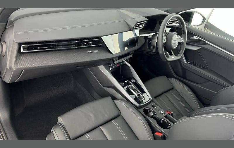 Used Audi A3 Black Edition 147 HP (108 kW) 2025 White Hatchback