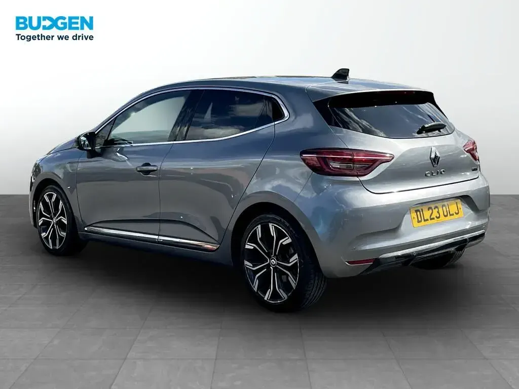 Used Renault Clio V Techno 145 HP (106 kW) 2023 Grey Hatchback