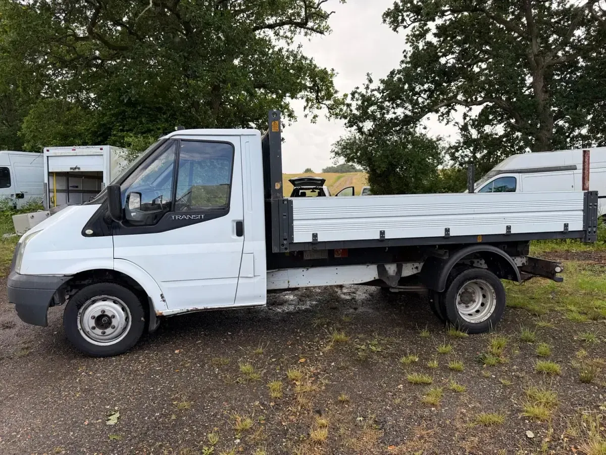 Used Ford Transit 115 HP (84 kW) 2008 White Cabriolet