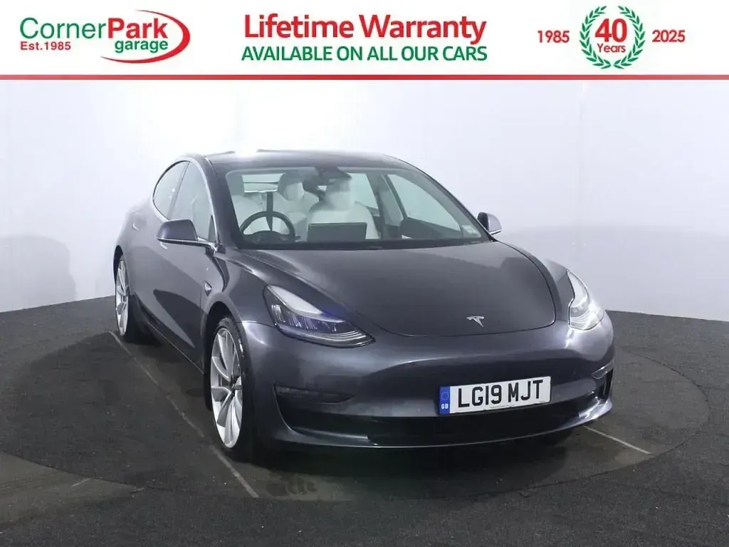 Usado Tesla Model 3 Performance 461 kW (627 HP) 2019 Cinzento Sedan