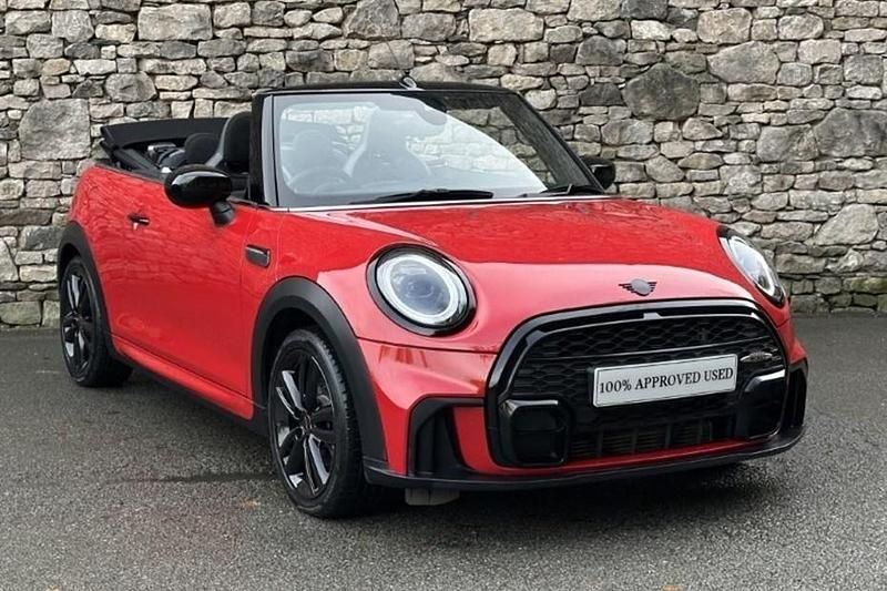 Used Mini Cooper Sport 134 HP (98 kW) 2023 Red Hatchback