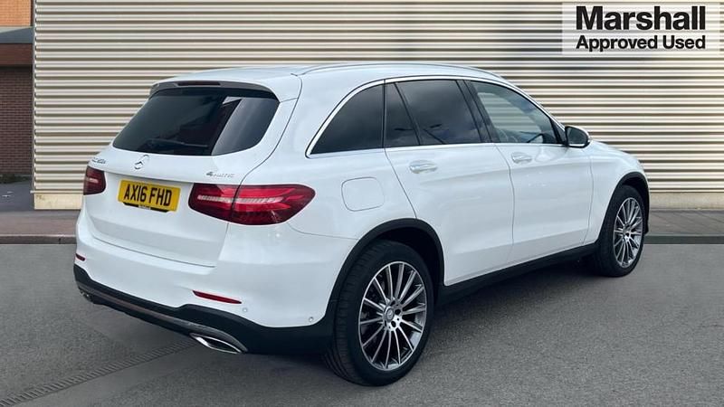 Used Mercedes GLC250 AMG line 204 HP (150 kW) 2016 White