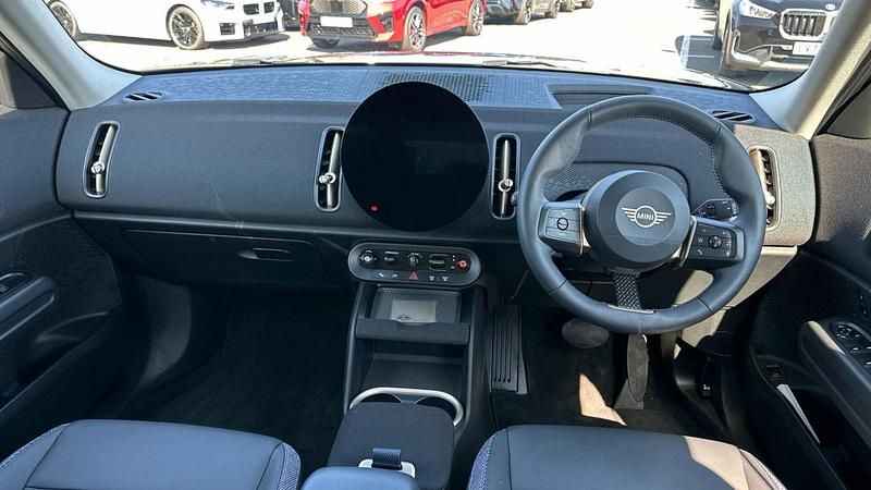 Used Mini Countryman Classic 300 HP (220 kW) 2024 Black SUV