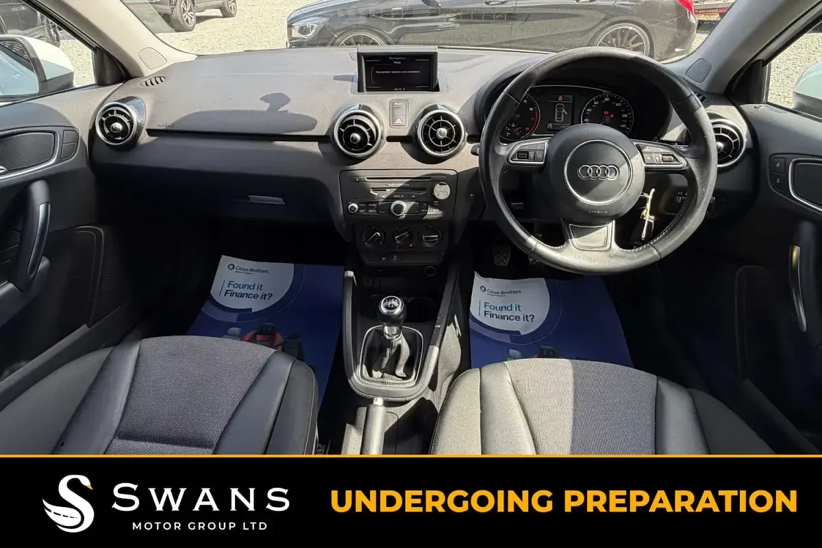 Used Audi A1 Sport 86 HP (63 kW) 2013 White Hatchback