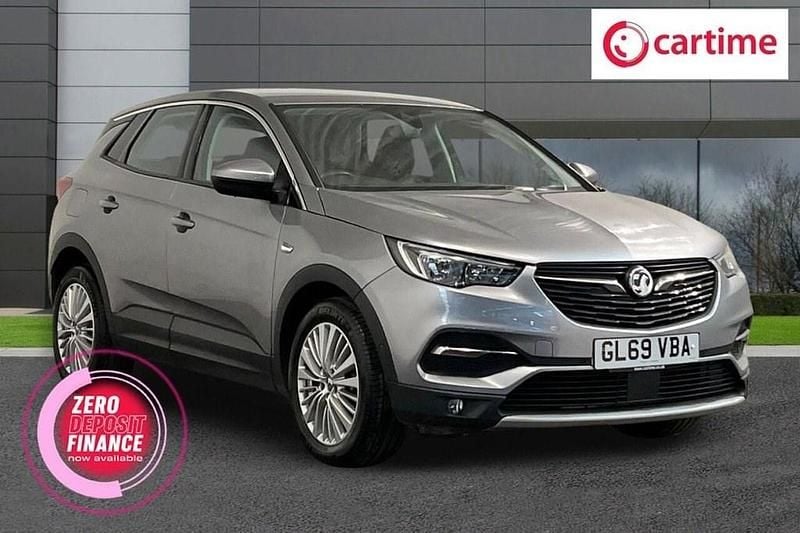 Used Vauxhall Grandland X Business Edition 130 HP (95 kW) 2019 Grey SUV