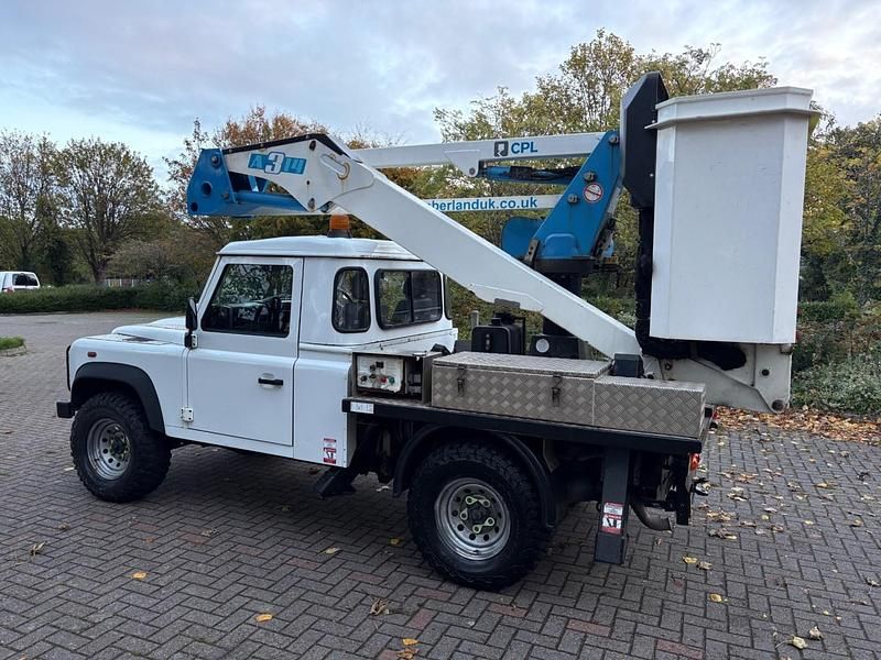 Used Land Rover Defender 2015 White Pickup