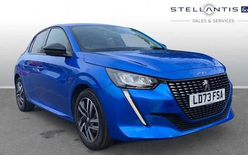 Used Peugeot 208 Allure+ 102 HP (75 kW) 2023 Blue Hatchback