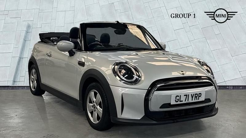 Silver Used 2022 Mini Cooper Classic Hatchback | £17,450 (A bit pricey) - Image 1/4