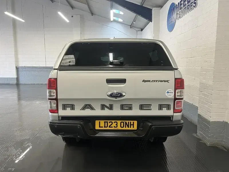 Używany Ford Ranger Wildtrack 213 KM (156 kW) 2023 Srebrny Pickup