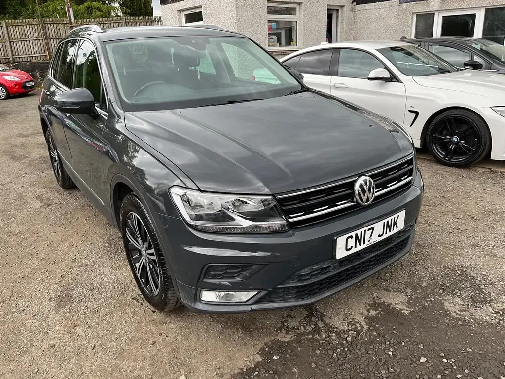 Second-hand VW Tiguan SE 150 CP (110 kW) 2017 Gri SUV