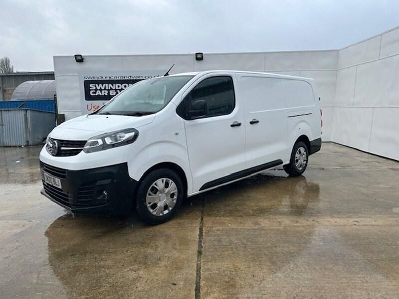 Used Vauxhall Vivaro 120 HP (88 kW) 2020 White MPV