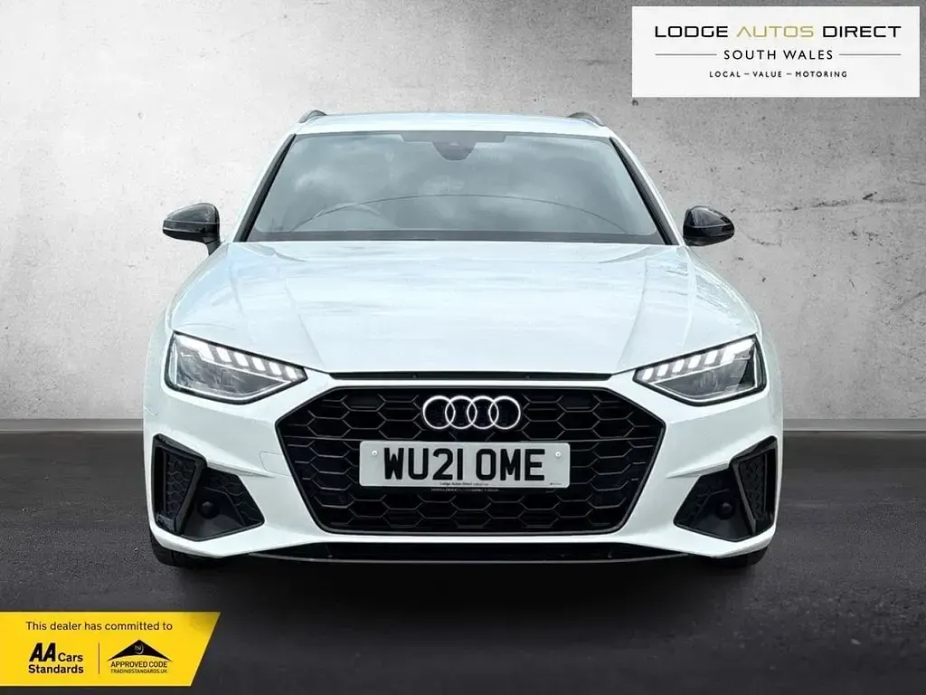 Used Audi A4 Black Edition 150 HP (110 kW) 2021 White Estate