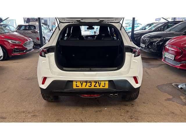 Used Vauxhall Mokka 131 HP (96 kW) 2023 White SUV