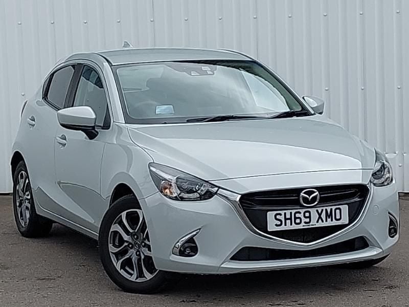 Used Mazda 2 Inclusive 115 HP (84 kW) 2019 Silver Hatchback
